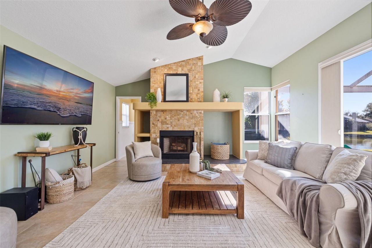 1144 Darlington Oak Drive Ne, Saint Petersburg, FL 33703 Photo