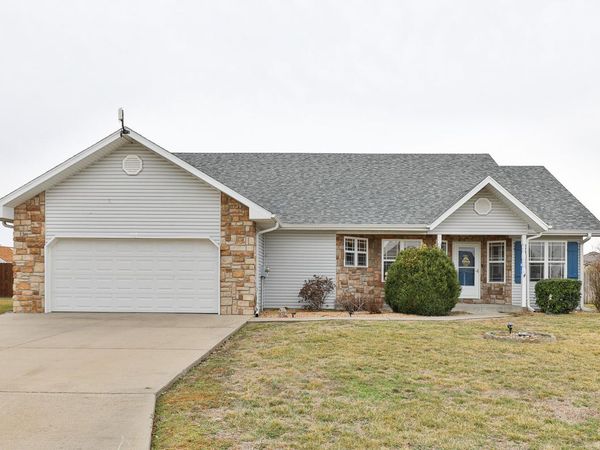 1314 E 476th Road , Bolivar, MO 65613