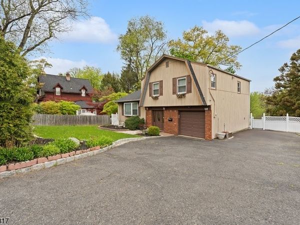 406 Kinderkamack Rd, River Edge, NJ 07661