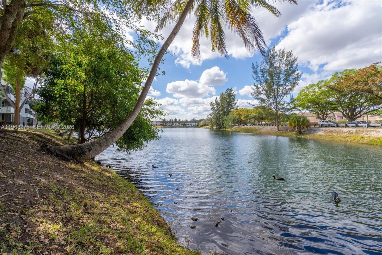 8305 SW 152nd Ave, Unit A-107, Miami, FL 33193 Photo