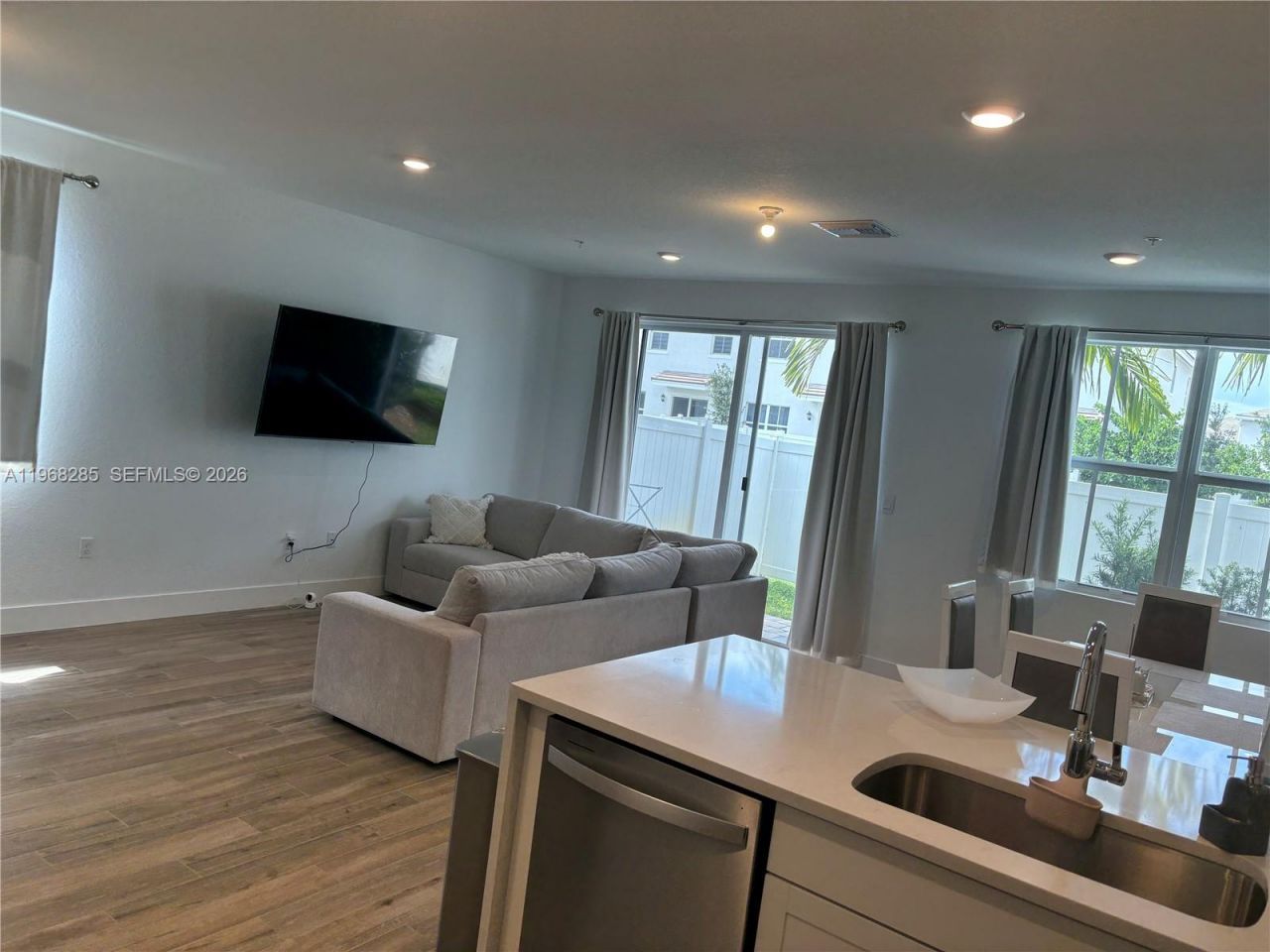 146 SW 170th Ave, Unit 146, Pembroke Pines, FL 33027 Photo