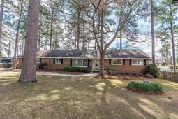 13 East Drive photo 4