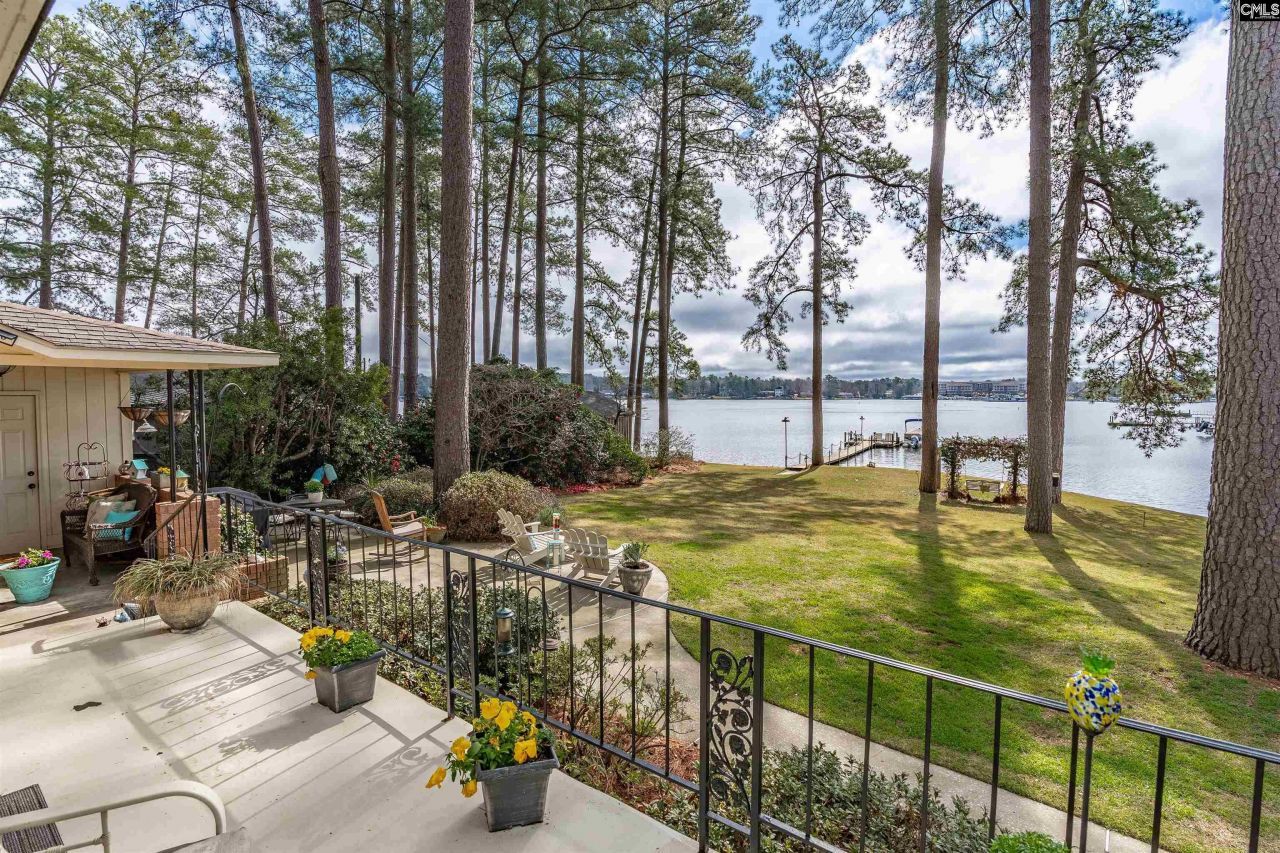 13 East Drive Photo 45