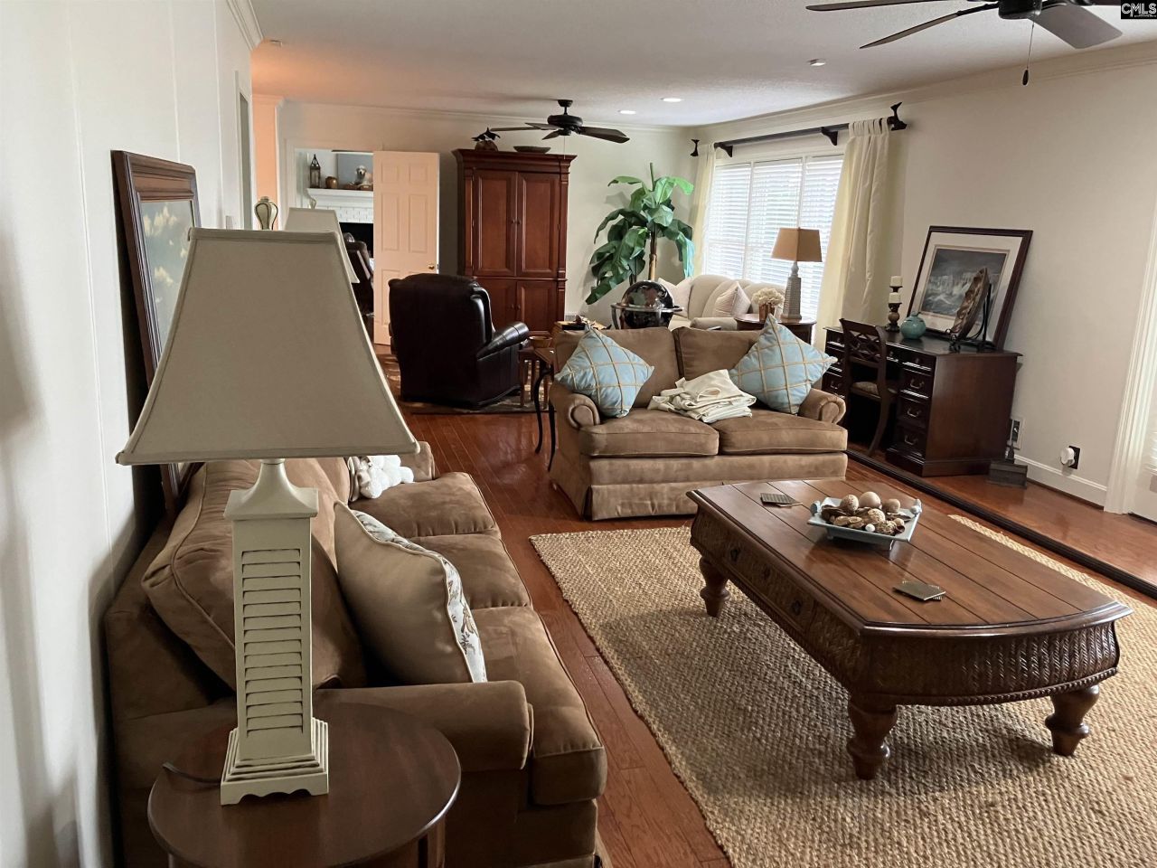 13 East Drive Photo 57