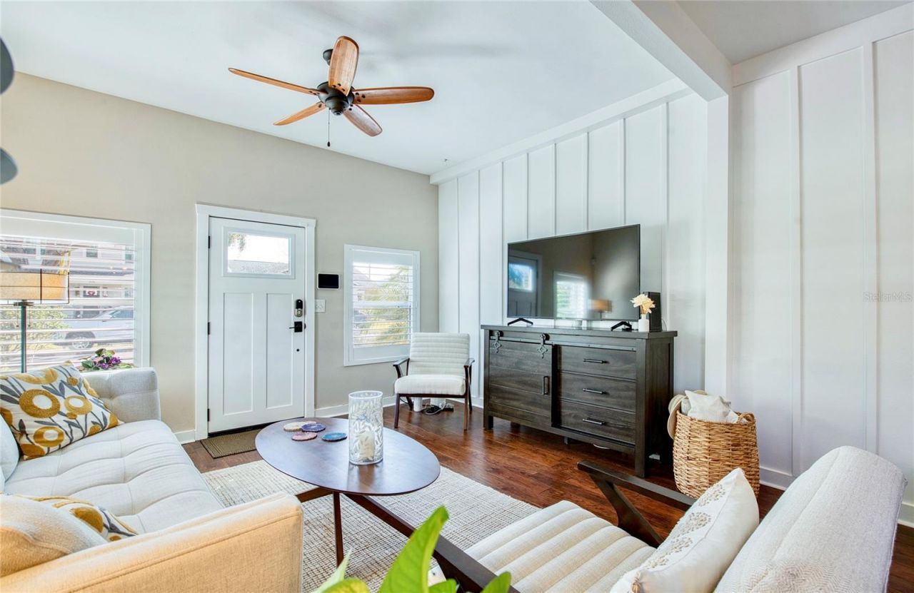 209 35th Avenue N, Saint Petersburg, FL 33704 Photo