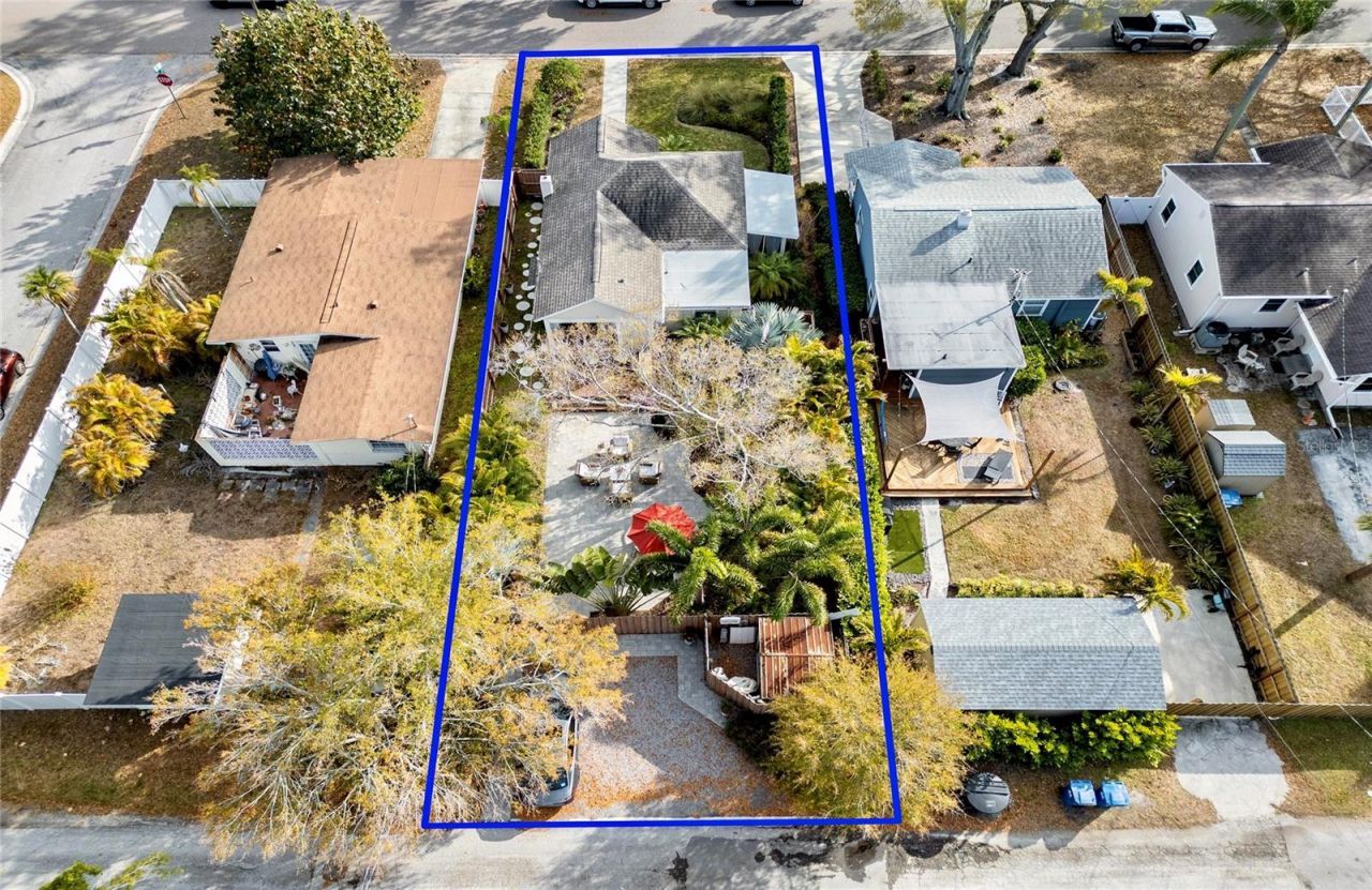 209 35th Avenue N, Saint Petersburg, FL 33704 Photo