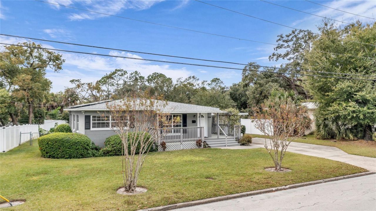 1124 Edgewater Court, Orlando, FL 32804 Main Photo
