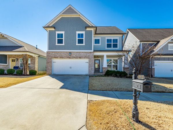 8512 Red Deer Lane, Ooltewah, TN 37363