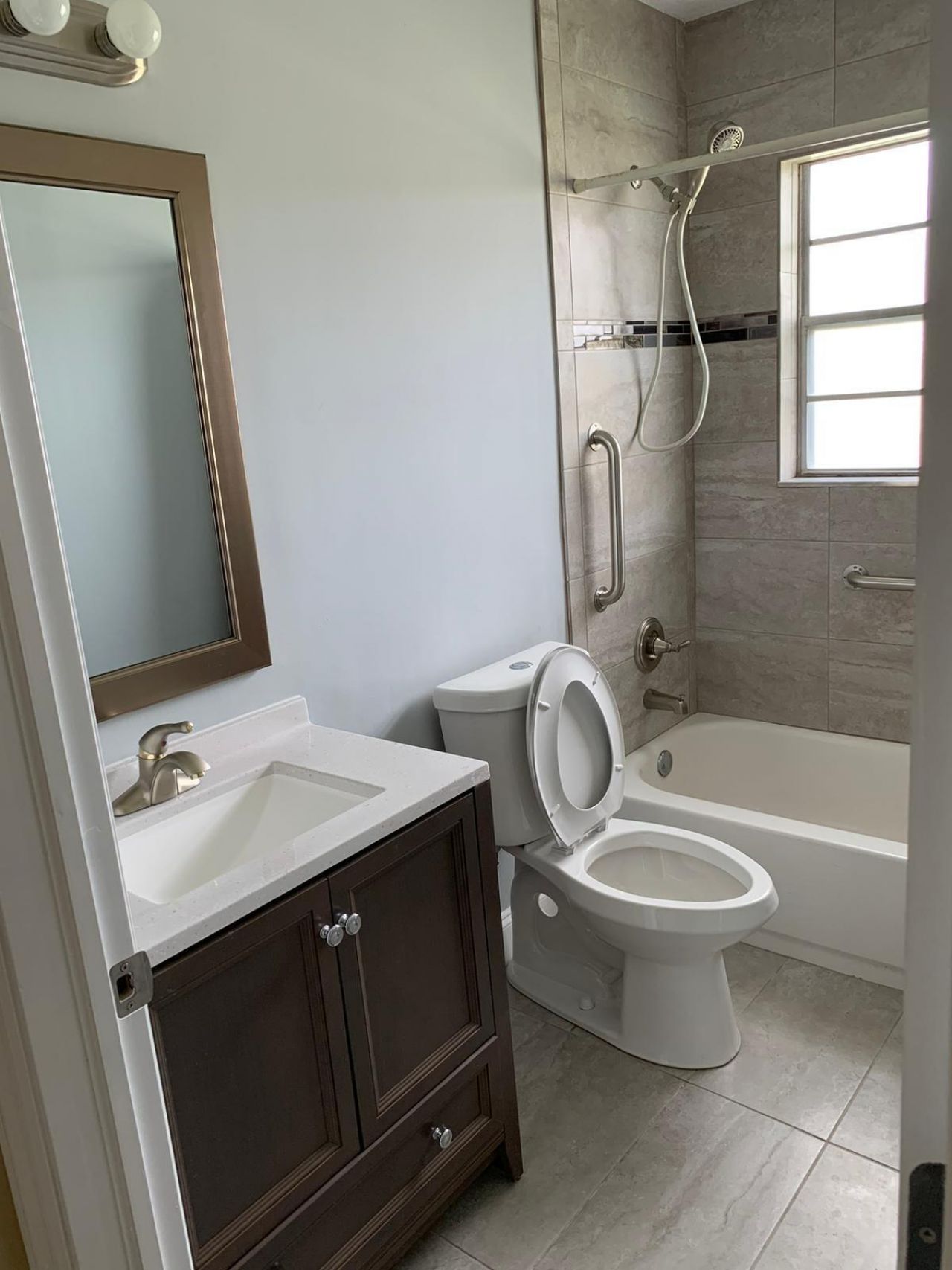 523 Colonial Road, Unit A - B, West Palm Beach, FL 33405 Photo