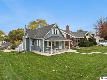 2134 S 35th Street, Omaha, NE 68105