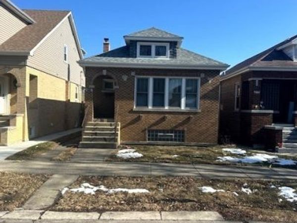 3725 N Newland Avenue, Chicago, IL 60634