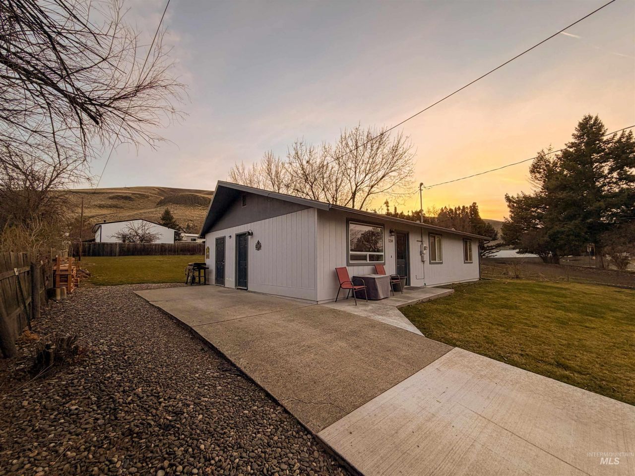 1214 3rd St, Asotin, WA 99402 Main Photo