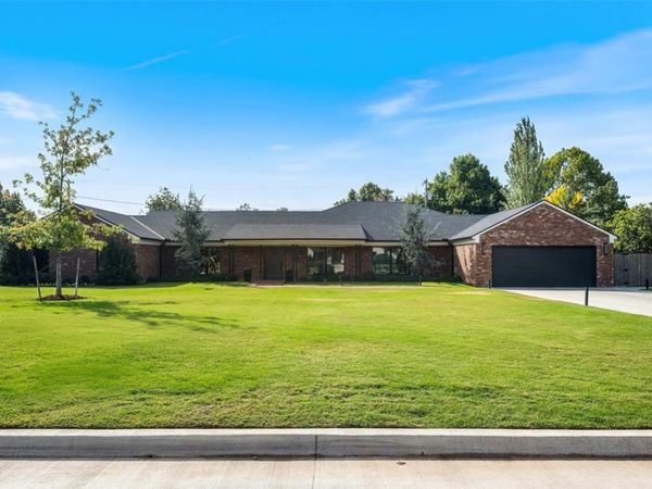 1708 Randel Road, Nichols Hills, OK 73116