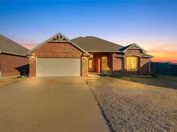 431 Westchester Court, Ada, OK 74820