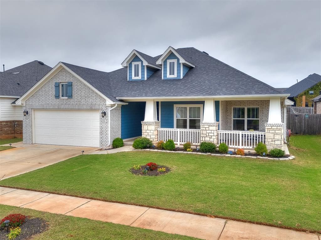 809 Firefork Avenue, Yukon, OK 73099 Main Photo