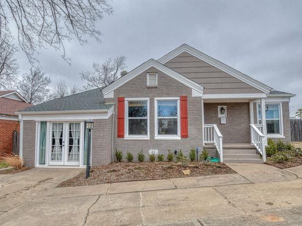 1101 Marlboro Lane, Nichols Hills, OK 73116