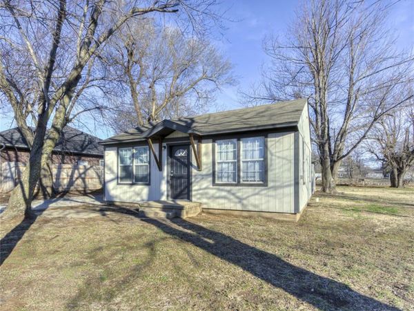 10303 Saint Patrick Drive, Midwest City, OK 73130