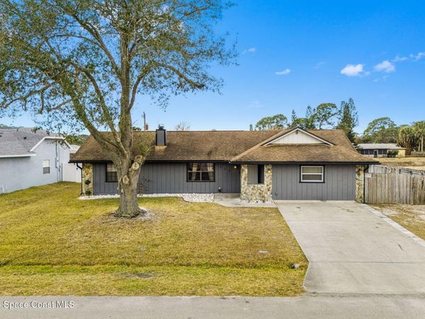 364 Hatcher Street SE , Palm Bay, FL 32909