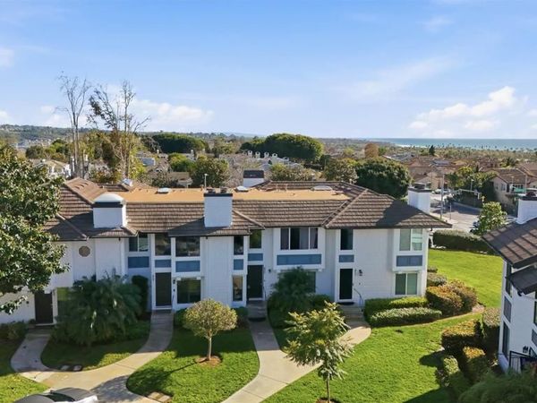 857 Violet Ct, Carlsbad, CA 92011