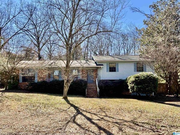 525 27TH AVENUE NW, CENTER POINT, AL 35215