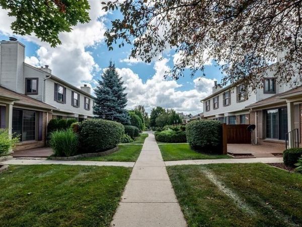 22363 Peachtree, Novi, MI 48375