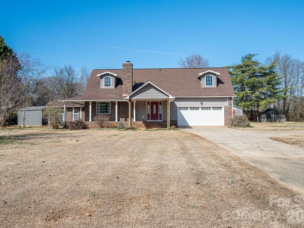 2617 Surrey Drive, Lincolnton, NC 28092