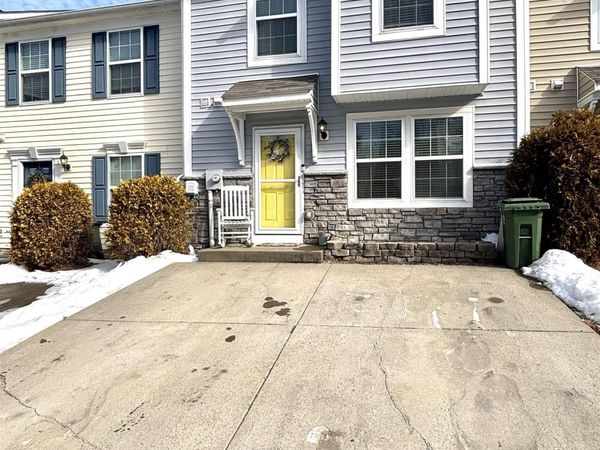 111 Auburn Drive, Morgantown, WV 26501