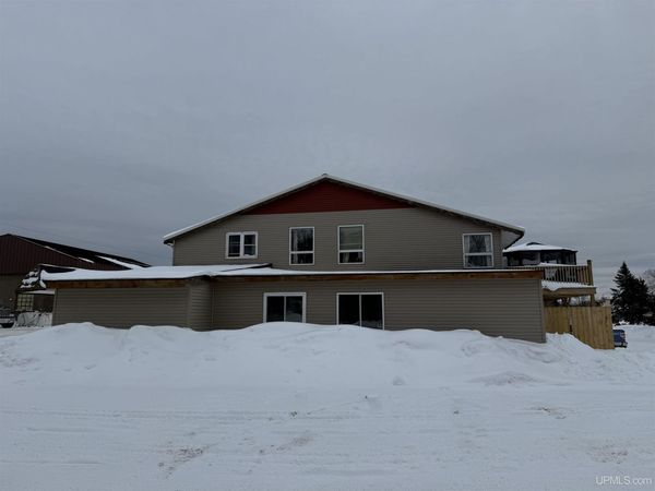 900 River Street, Ontonagon, MI 49953