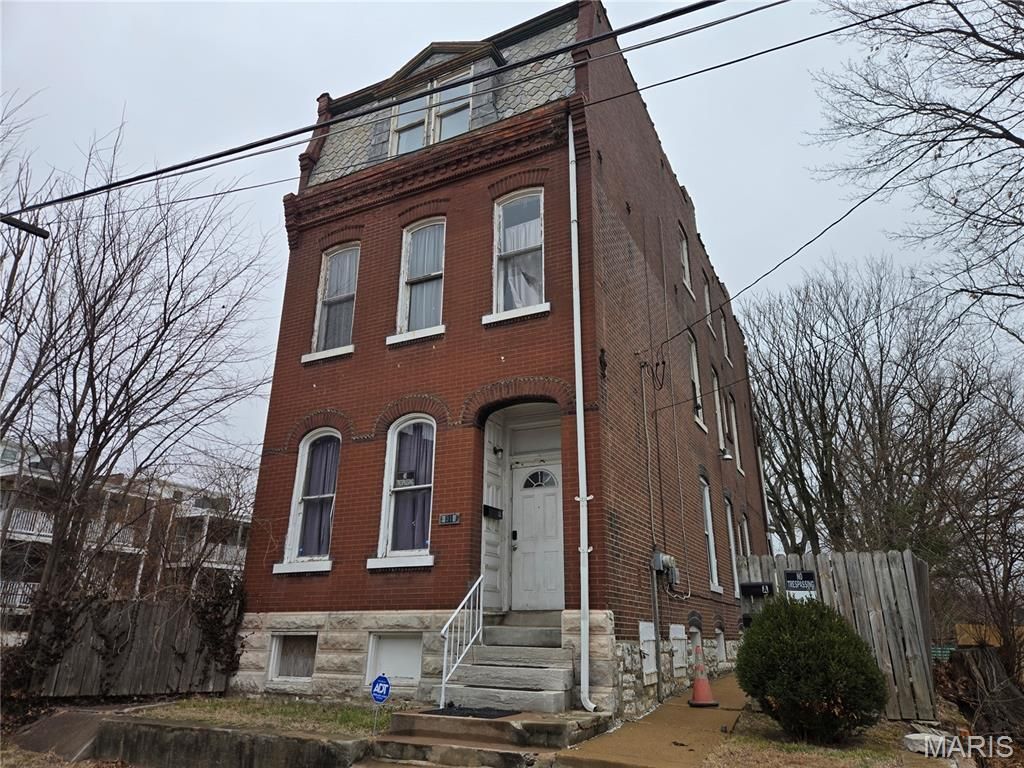 3510 N 21st Street, Saint Louis, MO 63107 Main Photo