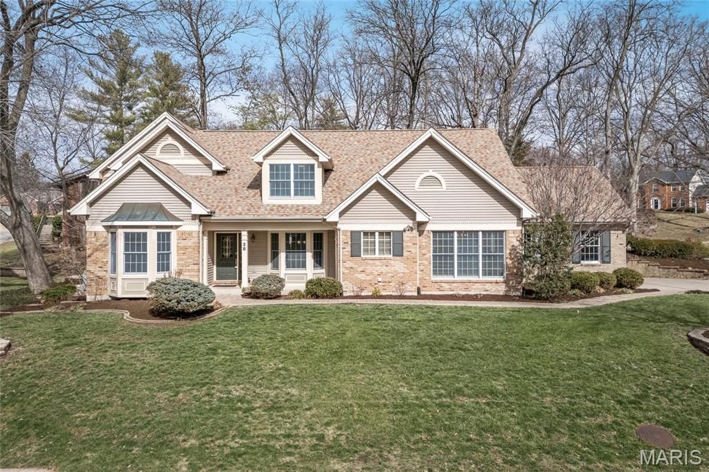 28 Marquette Drive, Lake Saint Louis, MO 63367 Main Photo