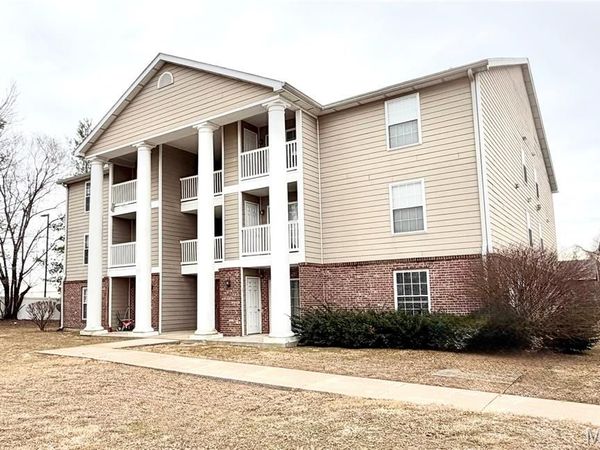 660 Materdie Lane , Unit 204, Florissant, MO 63031