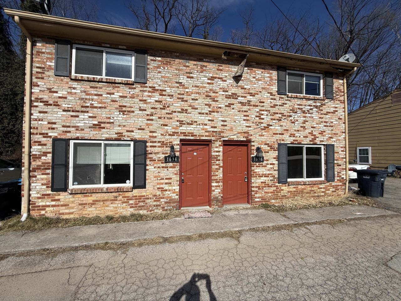 1634 Eastern Ave Ne, Roanoke, VA 24012 Main Photo