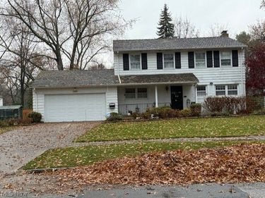 15991 Henley Road, Cleveland, OH 44112