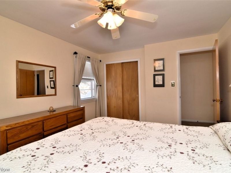 15991 Henley Road, Cleveland, OH 44112 Photo 18