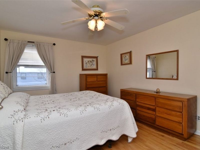 15991 Henley Road, Cleveland, OH 44112 Photo 24