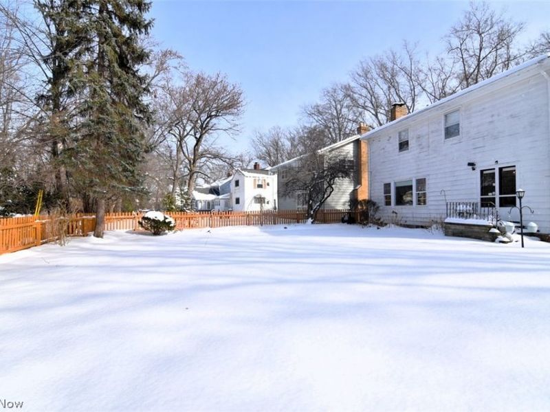 15991 Henley Road, Cleveland, OH 44112 Photo 38