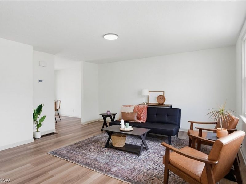 1065 Shadowlawn Drive, Ravenna, OH 44266 Photo 8