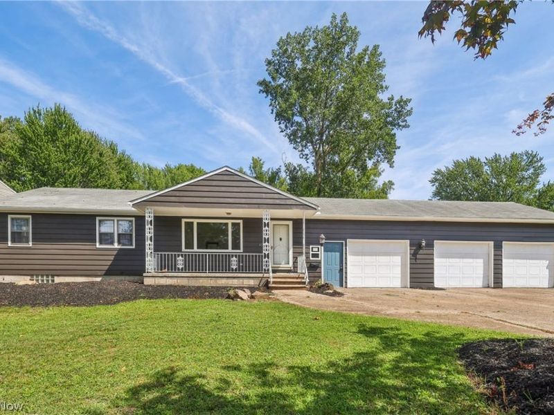 653 Brennan Drive, Amherst, OH 44001 Photo 1