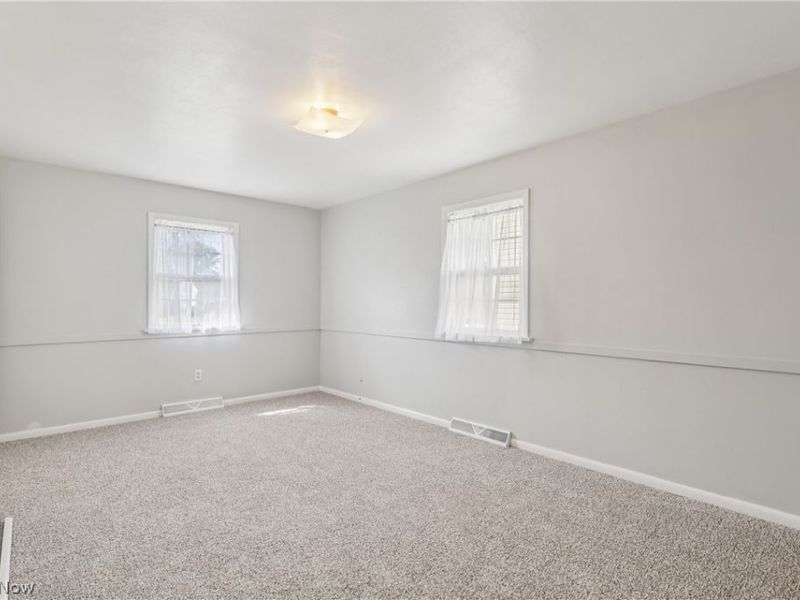 653 Brennan Drive, Amherst, OH 44001 Photo 13