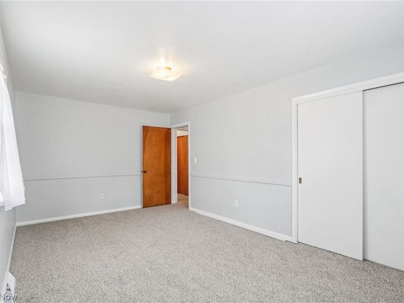 653 Brennan Drive, Amherst, OH 44001 Photo 14