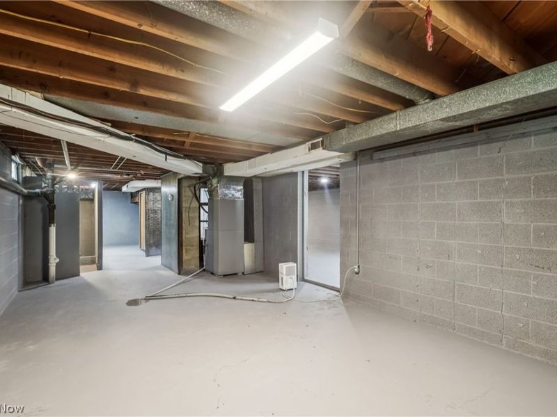 653 Brennan Drive, Amherst, OH 44001 Photo 18