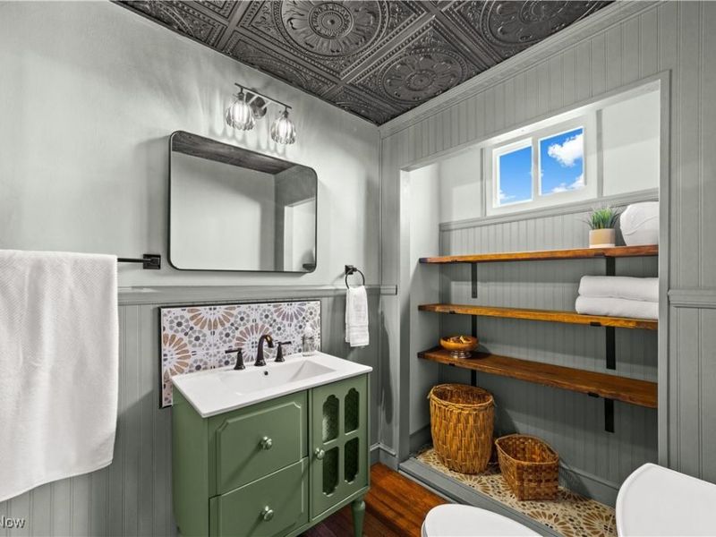 1362 W 61st Street, Cleveland, OH 44102 Photo 17