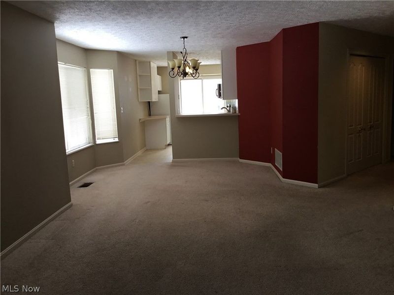 339 Village Pointe Drive, Unit B, Akron, OH 44313 Photo 11