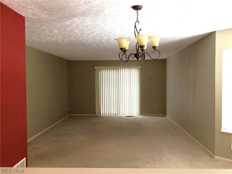 339 Village Pointe Drive, Unit B, Akron, OH 44313 Photo 6