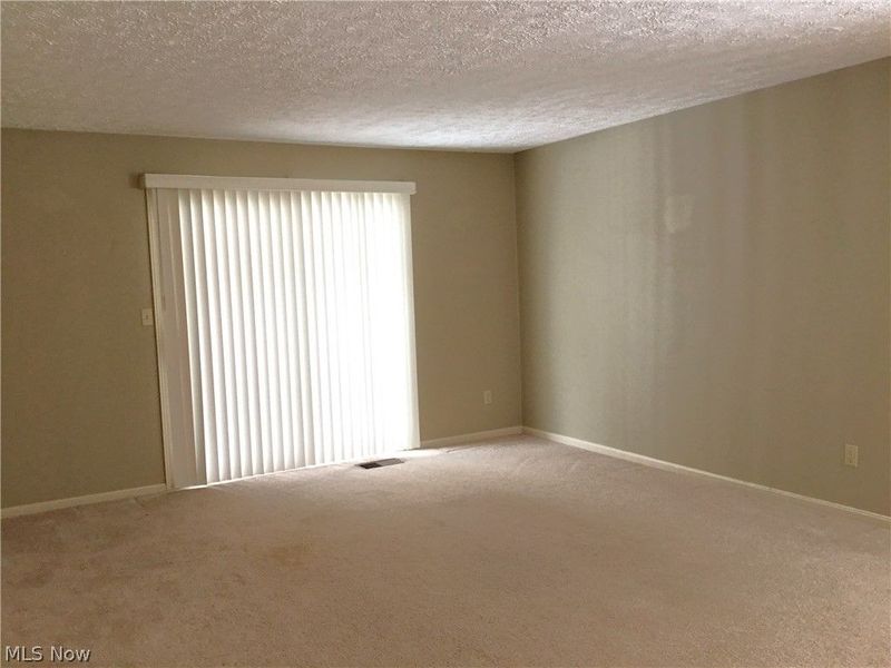 339 Village Pointe Drive, Unit B, Akron, OH 44313 Photo 8