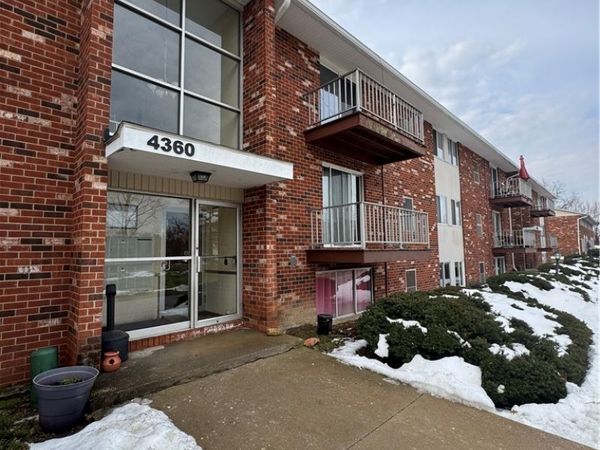 4360 Inner Circle Drive, Brunswick, OH 44212