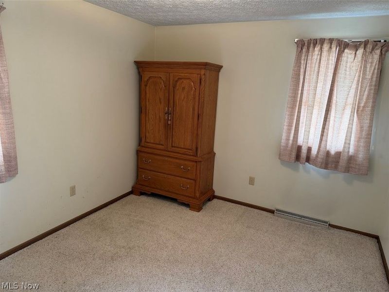 1102 E Front Street, Dover, OH 44622 Photo 13