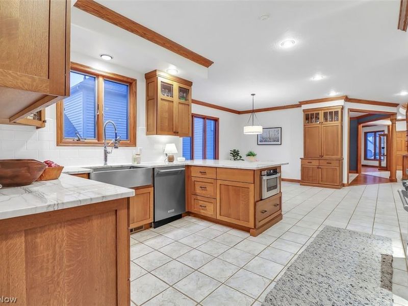 1564 Queens Court, Westlake, OH 44145 Photo 21