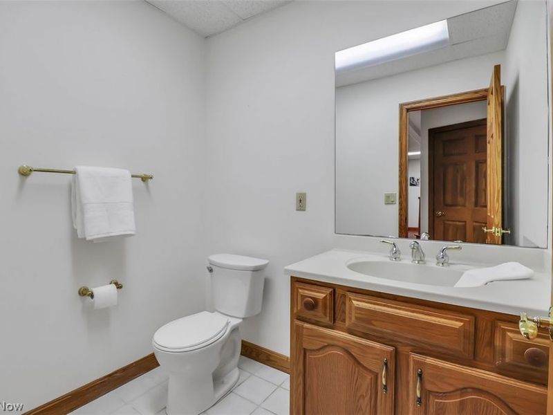 1564 Queens Court, Westlake, OH 44145 Photo 47