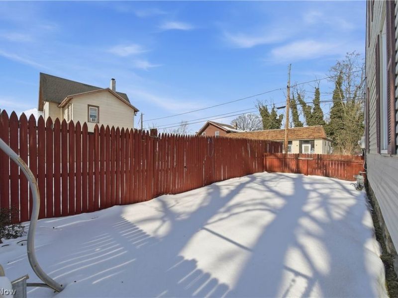 19 Marion Avenue SE, Massillon, OH 44646 Photo 5